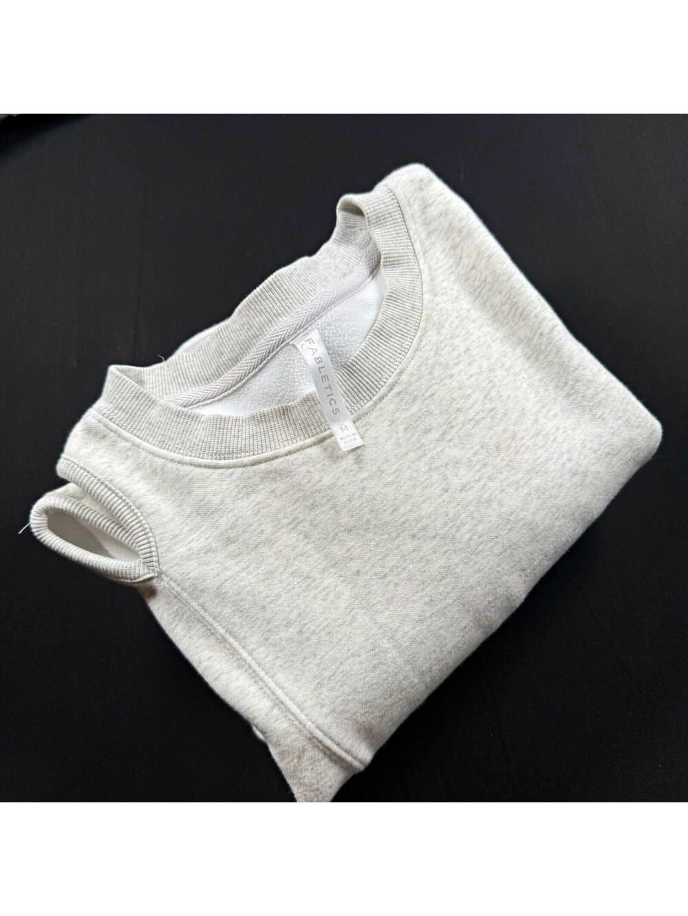 Fabletics Women’s M Gray Cold Shoulder Sweatshirt Cutout Pullover Athleisure